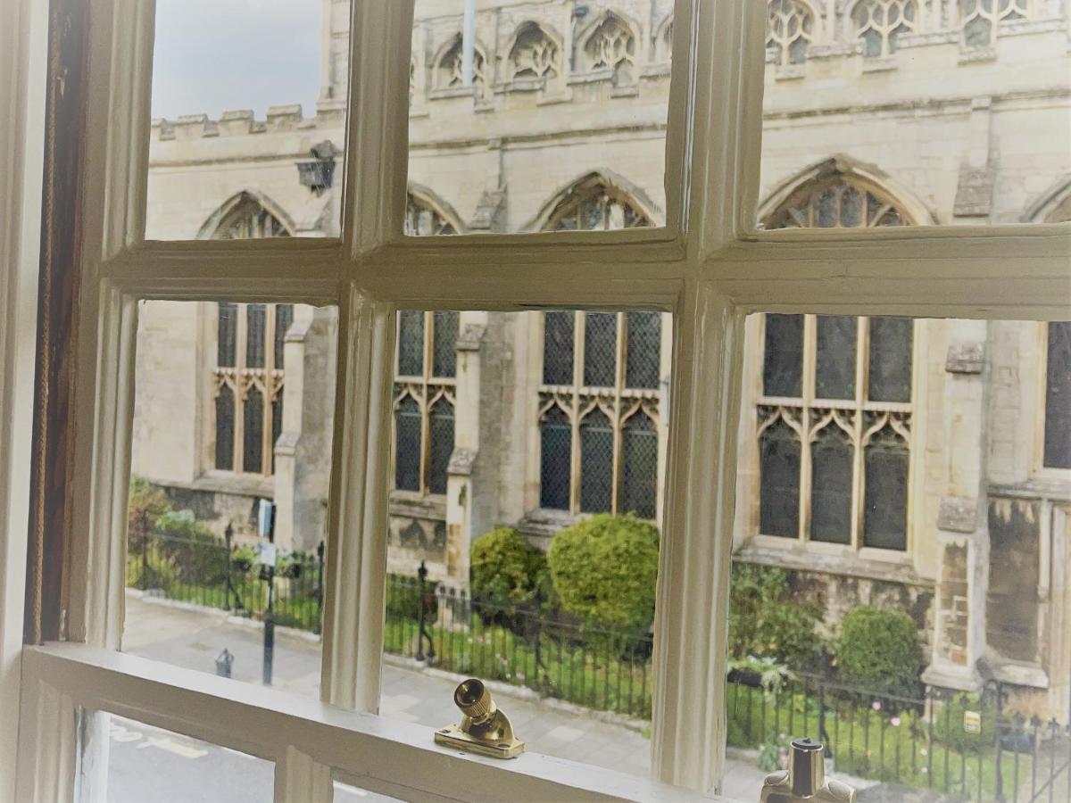 Crownplace Bury St. Edmunds Bagian luar foto